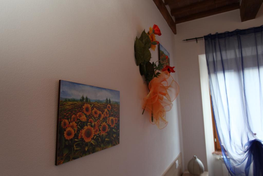 Borgo Rosia Holiday House Bagian luar foto